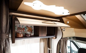 Rent  TESSORO 440UP 